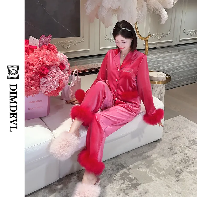DIMDEVL/汀黛莓果蜜语轻奢玫红金钻丝绒毛毛袖春秋可外穿家居服