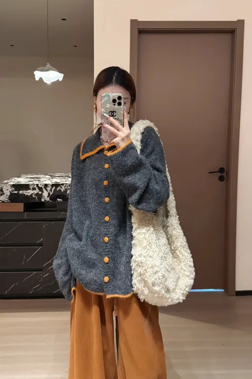 2025秋冬新款舒适感懒惰风翻领撞色设计感开衫毛衣复古阔腿裤套装