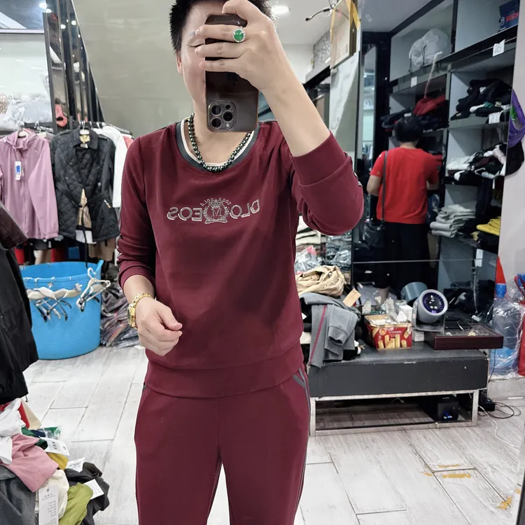 韩版百搭休闲圆领3色秋款小直筒裤套装72500美丽