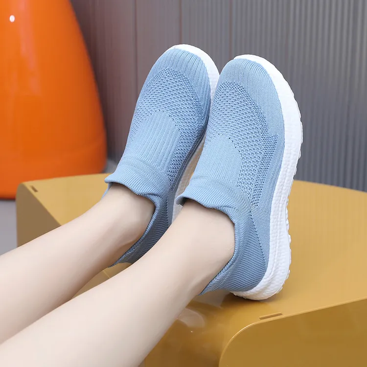 老北京布鞋2025春秋季新款一脚蹬防滑健步鞋男女同款袜子口休闲鞋