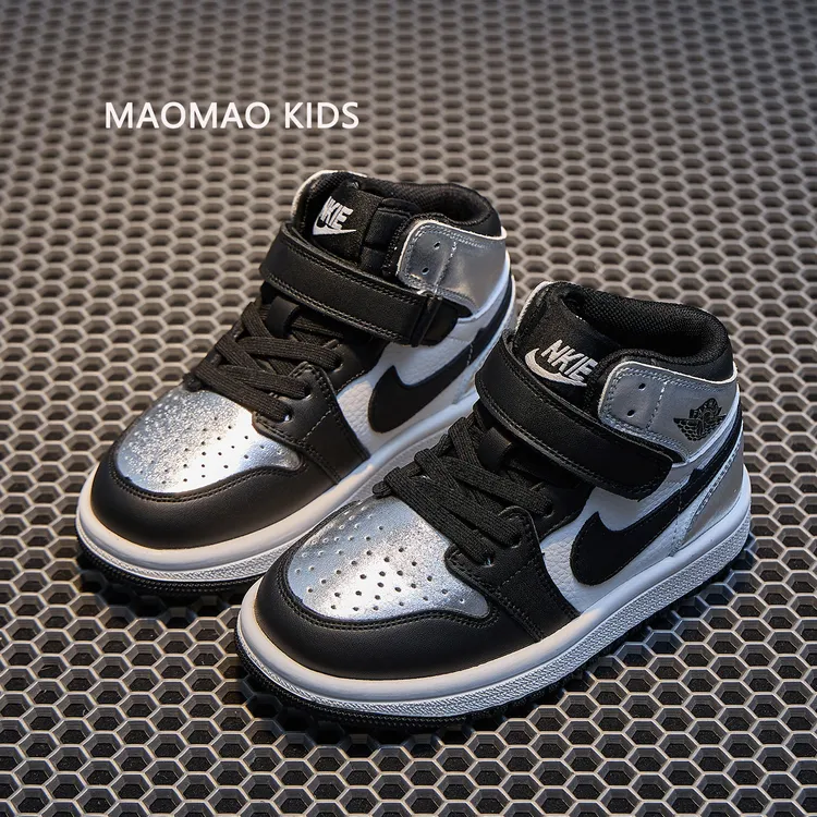 网红3-16童鞋黑银色运动鞋男童2025新款秋冬季儿童鞋子高帮板鞋女