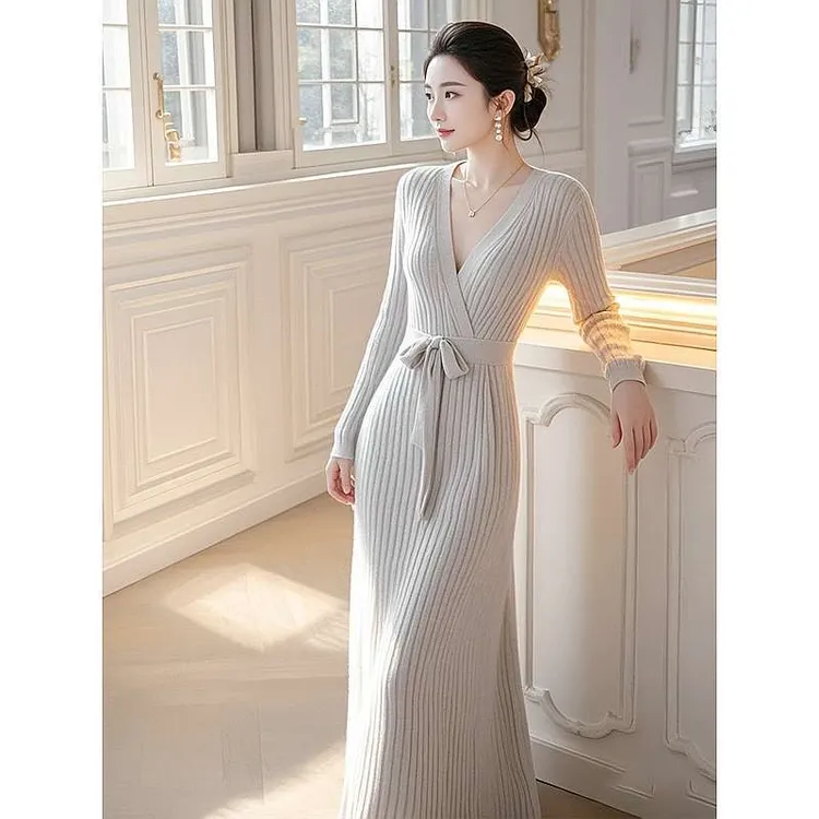 韩国V领包芯纱毛衣针织连衣裙女秋冬欧美显身材气质名媛打底长裙