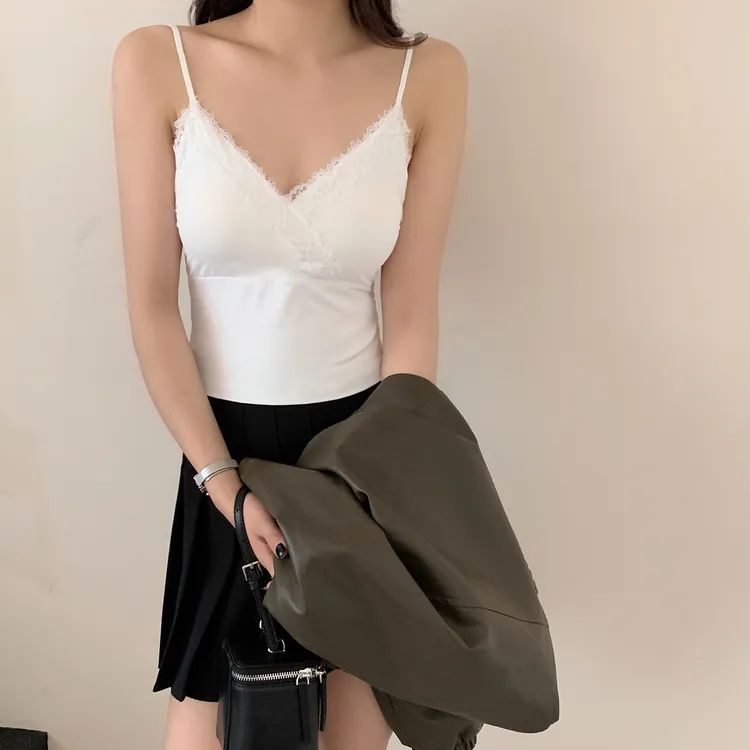 吊带蕾丝拼接背心设计带胸垫辣妹V领修身显瘦百搭无袖运动背心女