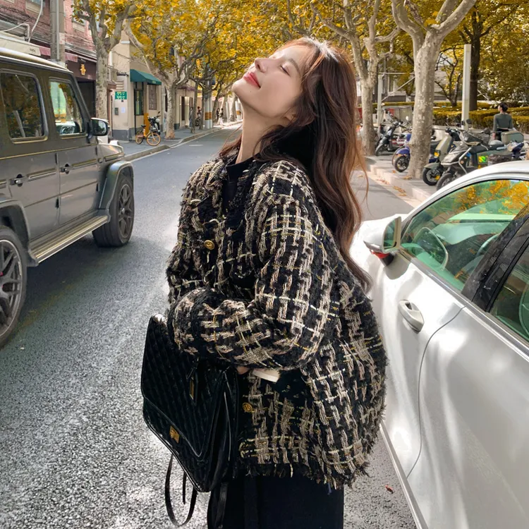 韩系小香风羽绒服女冬季新款高级感名媛气质白鸭绒内胆粗花呢外套