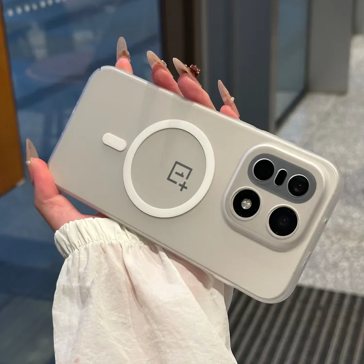 适用一加15手机壳磁吸磨砂肤感一加13超薄半透明ACE6全包防摔硬壳