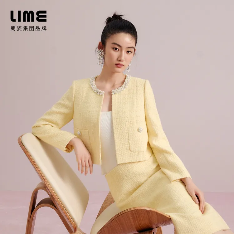 LIME/莱茵【时光律动】秋季气质千金风粗花呢上衣浅黄LDHADBCCJ308