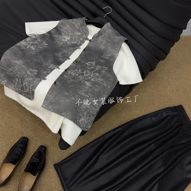 【独行】原创创设计师款四季两面穿马甲缎面高克重小众调性休闲风