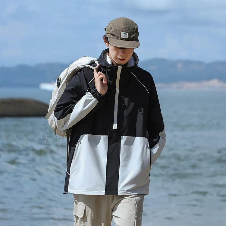 日系户外冲锋衣外套男春秋季山系登山防水连帽工装多口袋机能夹克