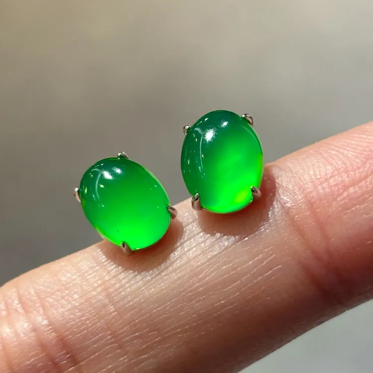 【福利】VISING珠宝天然绿玉髓耳钉鸽子蛋简镶款耳钉耳饰通体S925银