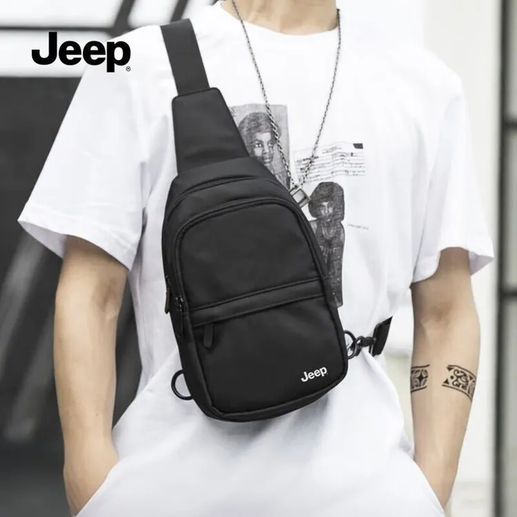 JEEP/吉普胸包男大容量户外斜挎包轻便出行单肩包上班通勤手机包