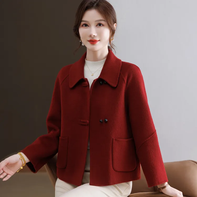 中国风妈妈羊毛双面绒短外套气质减龄中老年女装红色婚宴毛呢大衣