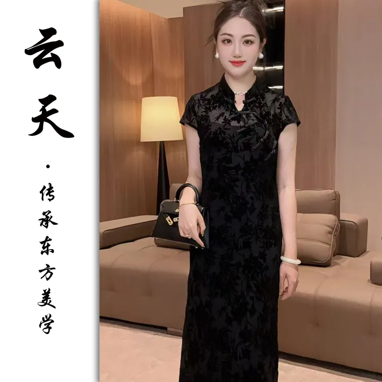 36821 云天定制夏季大码新中式植绒微透黑色高级感吊带外套两件套