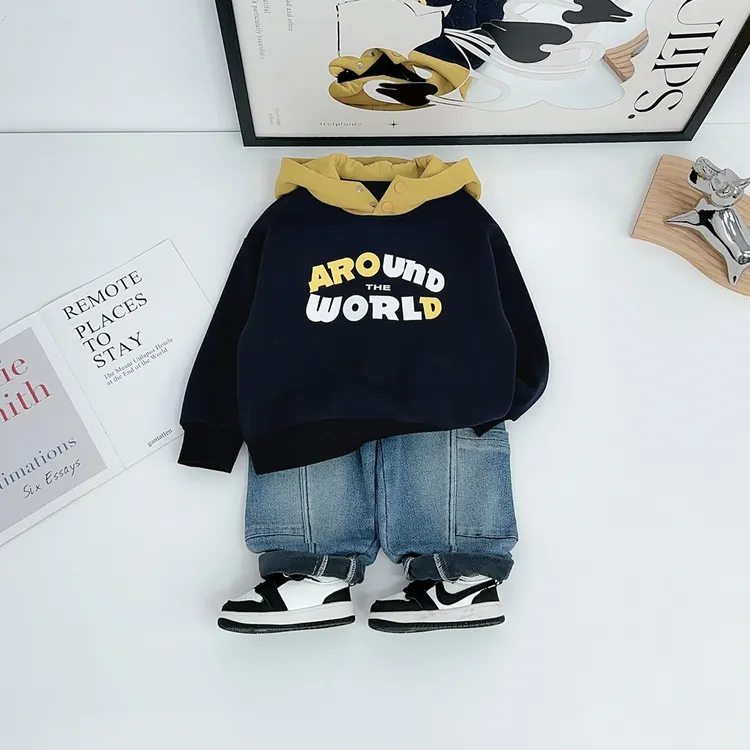 儿童卫衣加绒加厚连帽2025新款秋冬男童上衣UTT73152悠悠童话童装