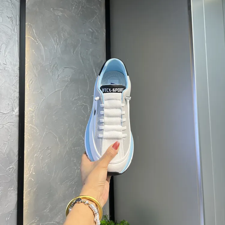 春夏轻便舒适潮流休闲运动鞋