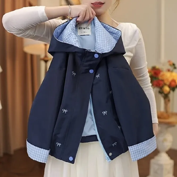 女童连帽外套春秋款洋气2025新款儿童衣服韩系三防户外休闲冲锋衣