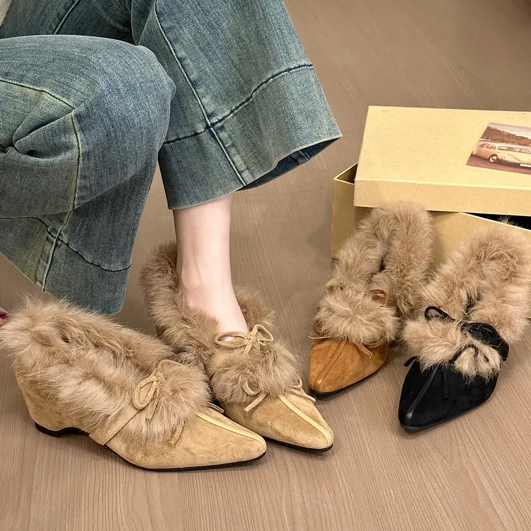 titing气质老钱欧尼！绒面尖头蝴蝶结毛毛单鞋女冬加绒内增高单鞋