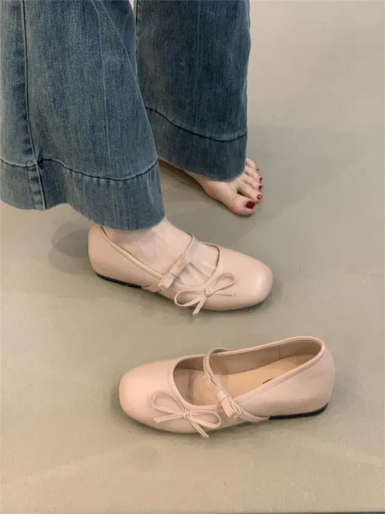 温柔内玛丽珍鞋2025年新款法式气质优雅蝴蝶结圆头浅口晚晚鞋