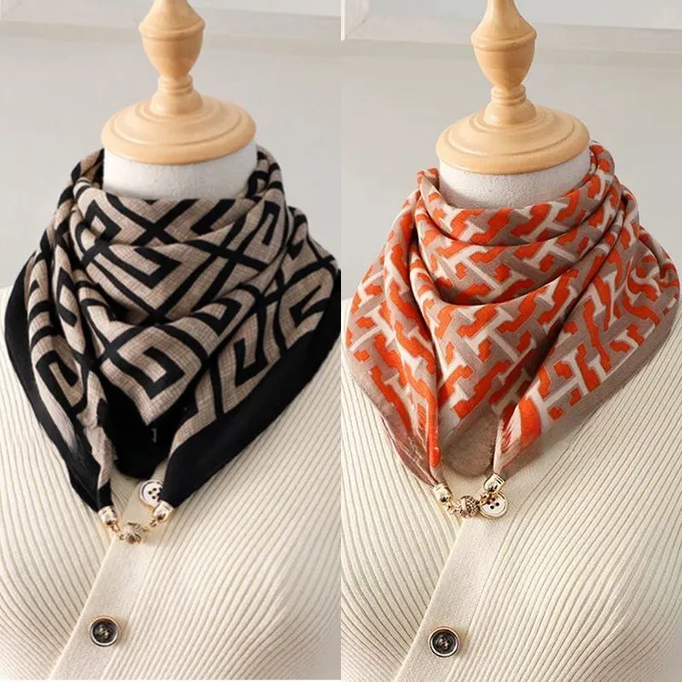 女士丝巾纱巾新款2025百搭磁吸扣丝绵方巾女冬季保暖三角围脖围巾