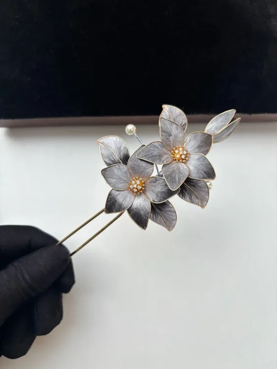 非遗原创国风绒花汉服发簪丝绒日常复古配饰古风发饰头饰发夹灰色