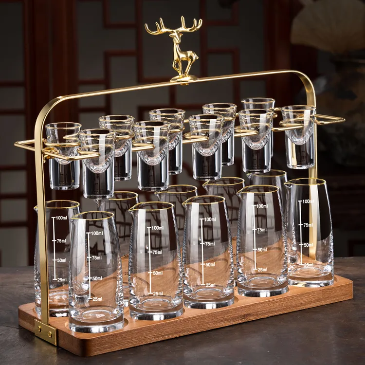 轻奢水晶玻璃白酒杯套装简约家用中式一口杯小酒杯二两分酒器酒具