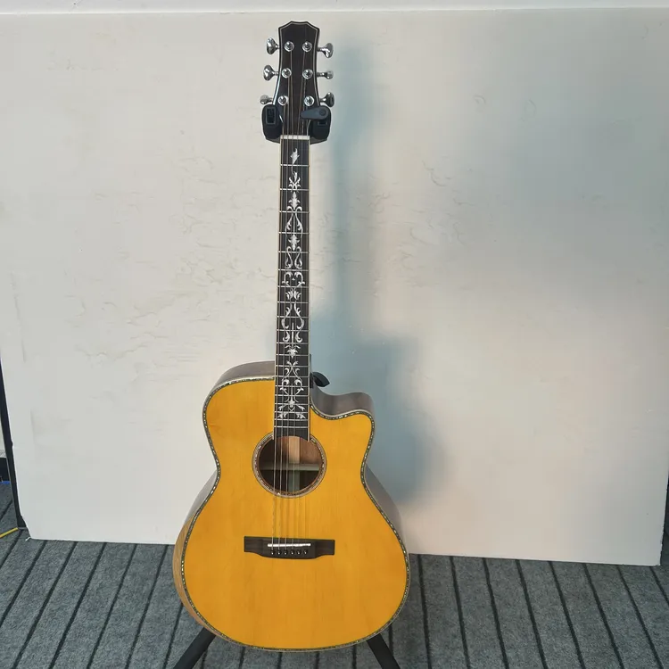 初学者推荐 41 寸 GA 桶缺角带靠手云杉桃花芯全单吉他