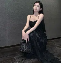 赫本小黑裙法式气质名媛御姐高端精致连衣裙宴会晚礼服吊带长裙子