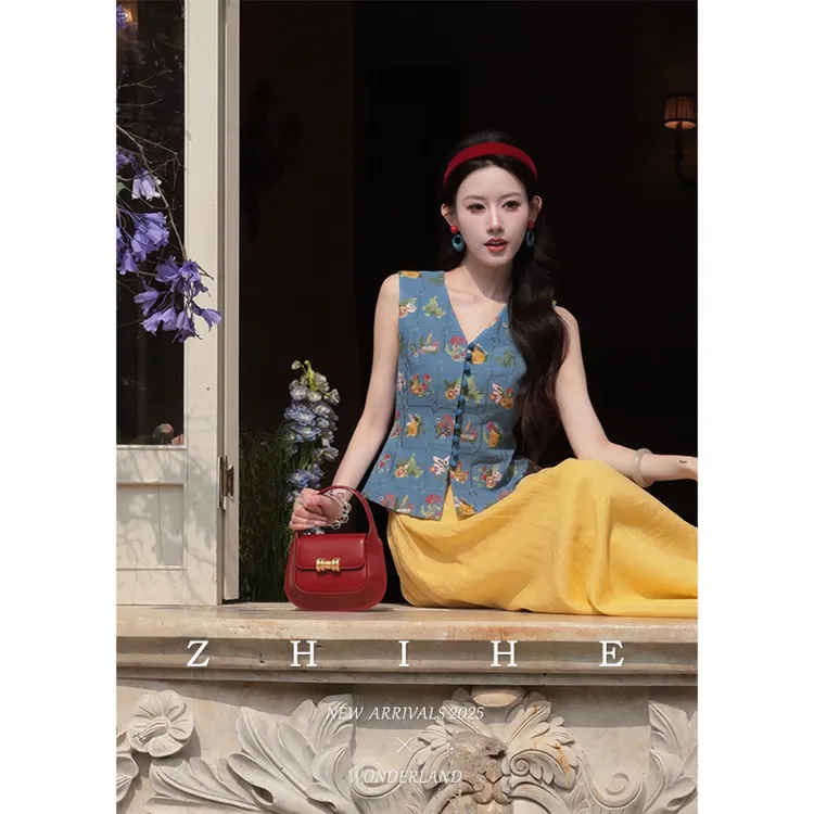 无艳一禾【白雪公主】静奢50人棉绣花料马甲+100苎麻半裙