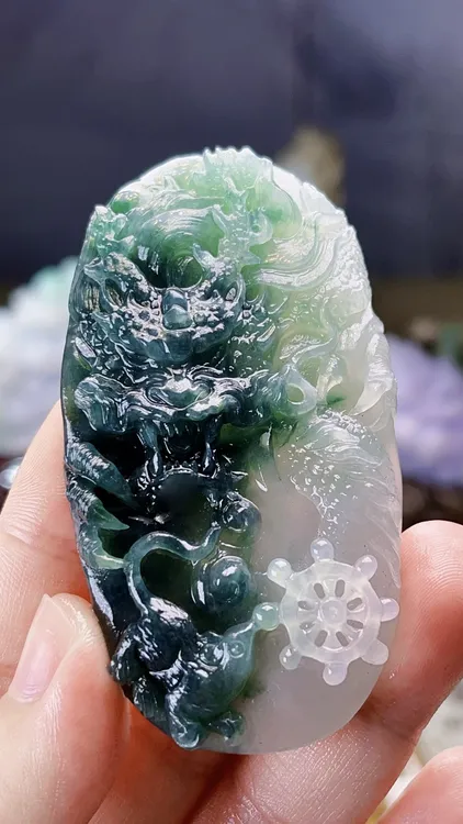 天然缅甸翡翠冰胶蓝水特色半山半水龙牌毛货买断抛光72x40.2x11