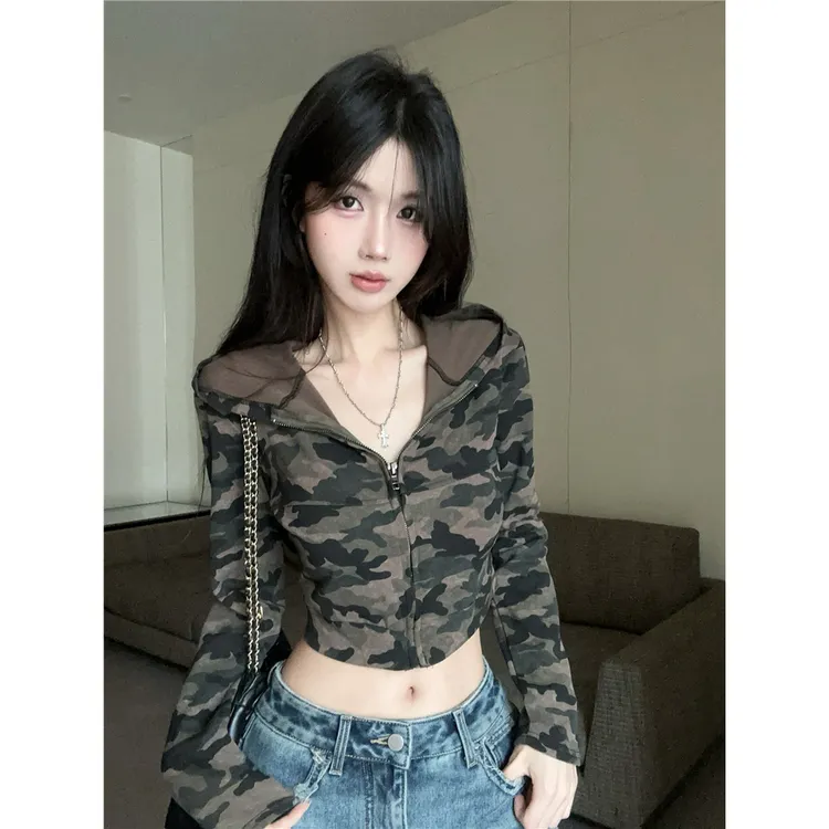 实价~短款迷彩连帽卫衣秋季修身复古拉链开衫外套辣妹长袖女