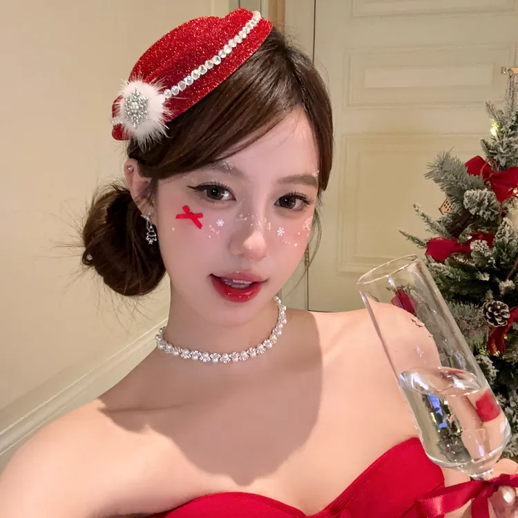 氛围甜心 圣诞cos闪钻雪花毛球红色小礼帽发夹穿搭头饰发卡