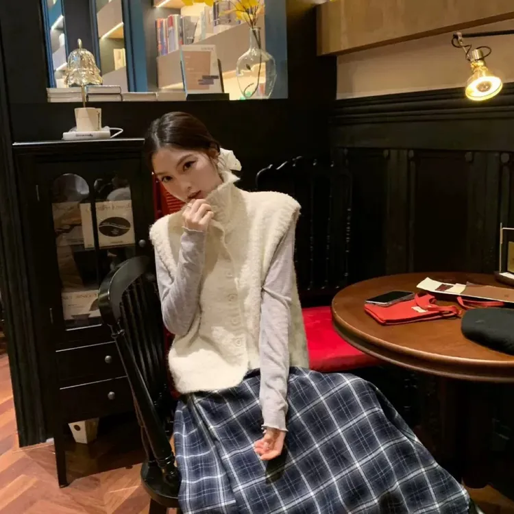 高领针织马甲女时髦洋气叠穿马夹外搭上衣22853#