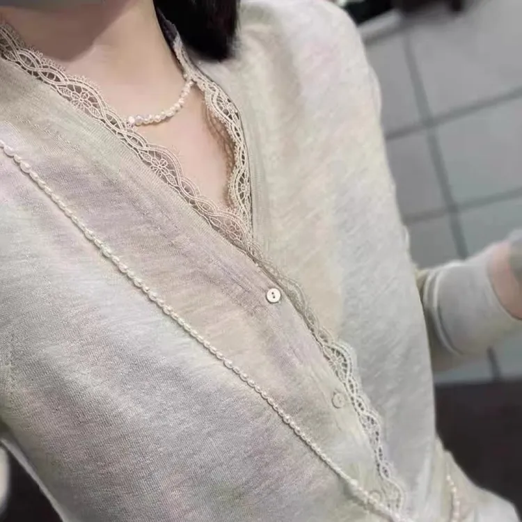 早秋新款精纺羊毛针织开衫女外套宽松打底上衣薄款内搭洋气毛衣