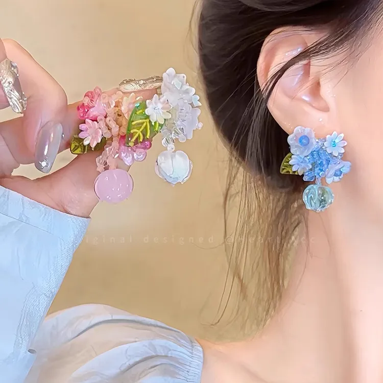 铜合金耳饰  多巴胺花朵耳钉女甜美气质耳环小清新度假风高级耳饰