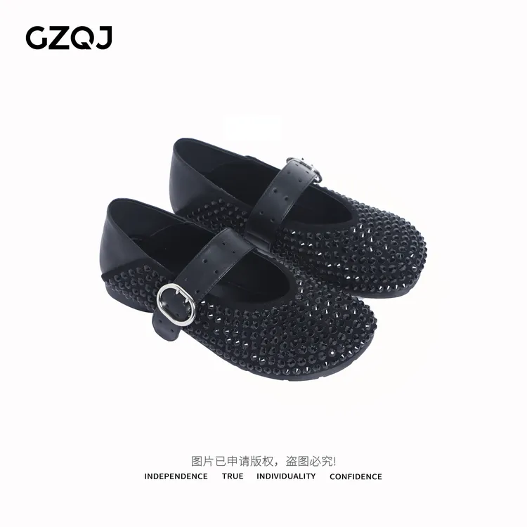 老琴私服  韩版水钻亮片单鞋百搭浅口休闲鞋女春季新款2138