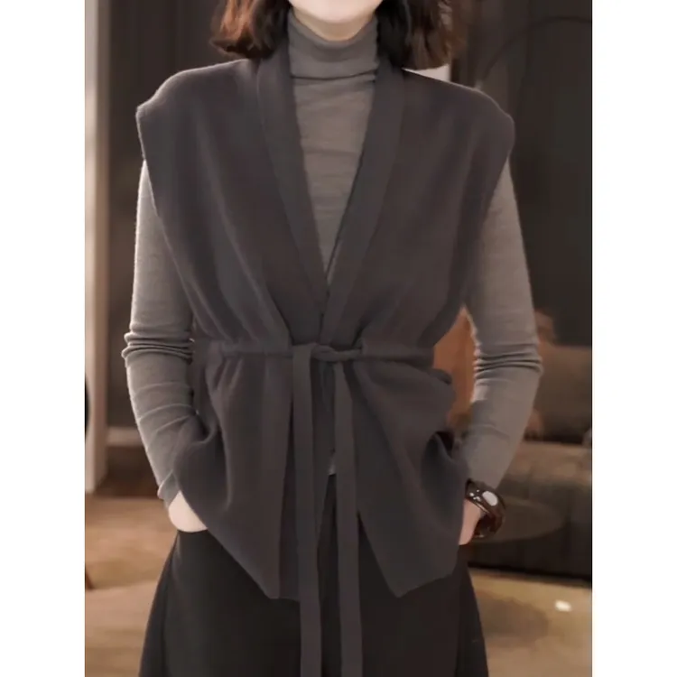 慵懒松弛感时尚针织开衫马甲女2026春季新款洋气百搭背心坎肩马夹