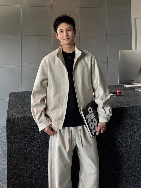 早秋新品莱赛尔天丝面料男款夹克轻奢简约风开衫外套休闲百搭