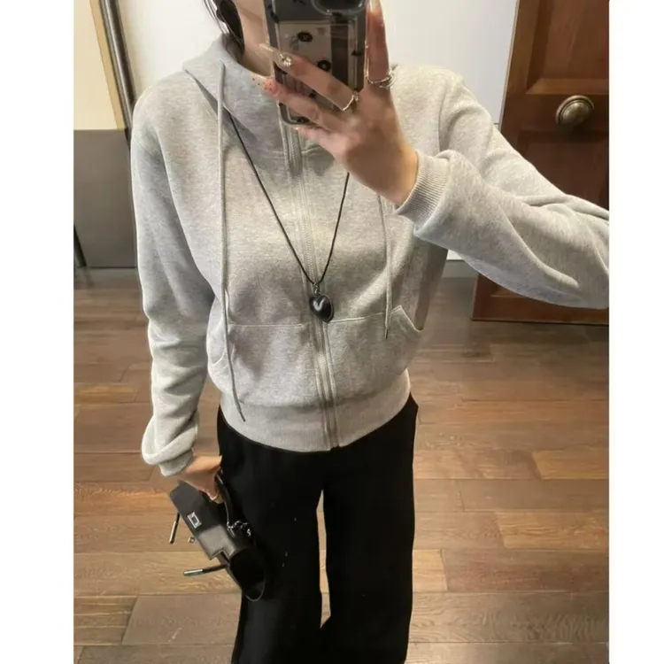 百搭！正肩连帽卫衣女秋季韩版新款休闲修身显瘦百搭帽衫外套上衣