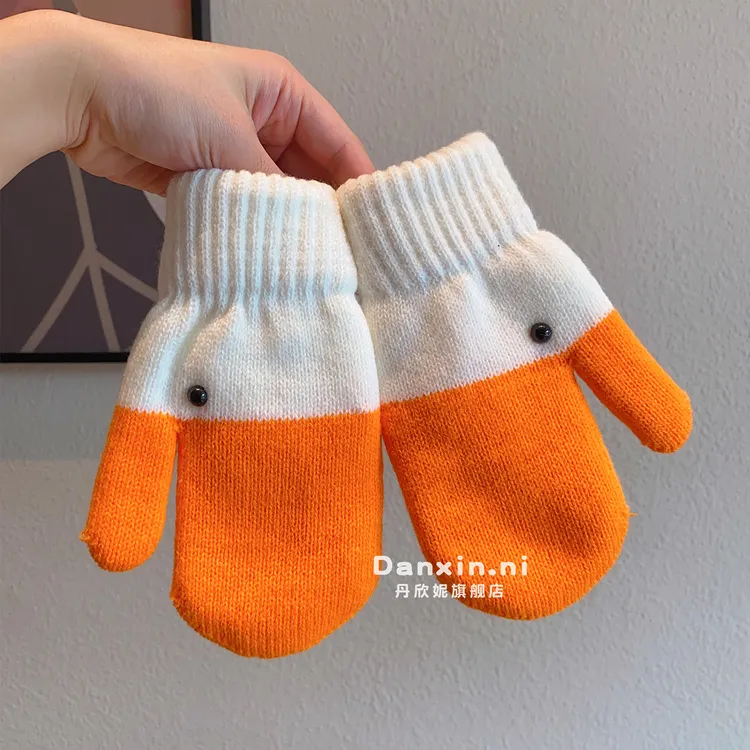 儿童搞怪创意大鹅毛线手套冬季加绒加厚保暖连指套全包防寒防冻手