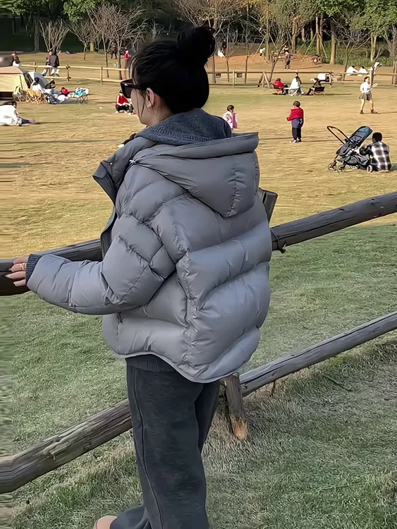 灰色龟背羽绒服女2025冬季新款小个子短款加厚泡芙90白鸭绒面包服