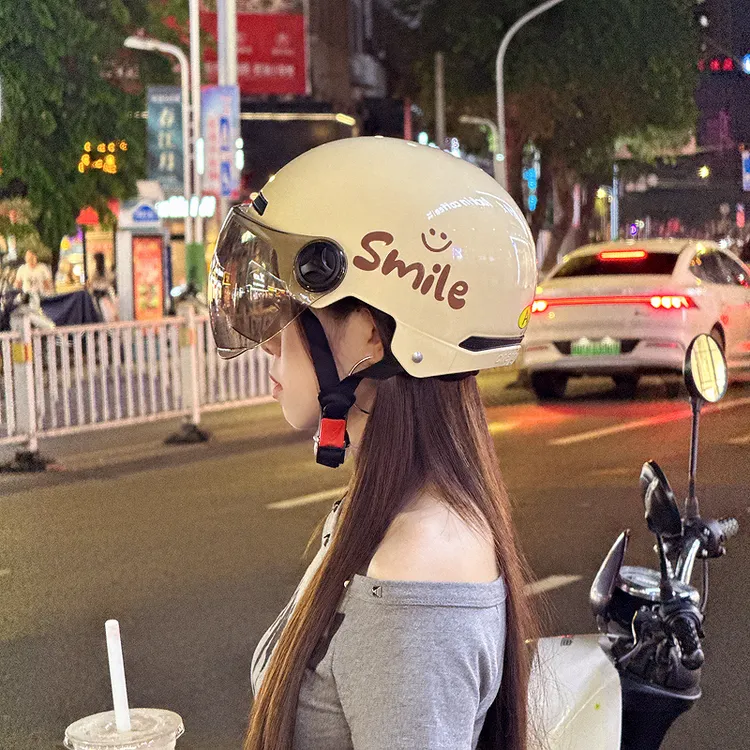 夏天防晒电动车头盔3c认证男女士款透气新国标夏季半盔安全帽简约