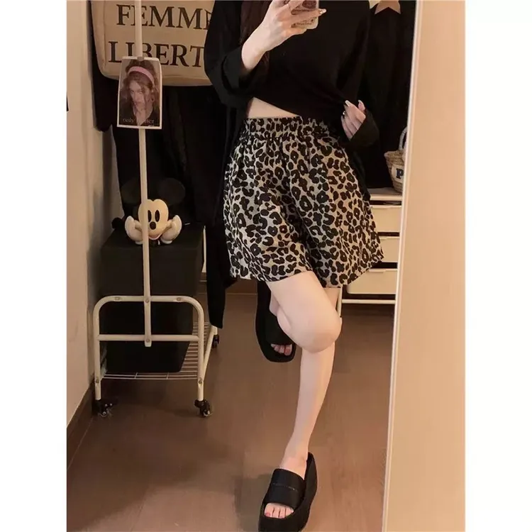 松紧腰豹纹女夏季薄款大码高腰显瘦阔腿A字短裤时尚休闲