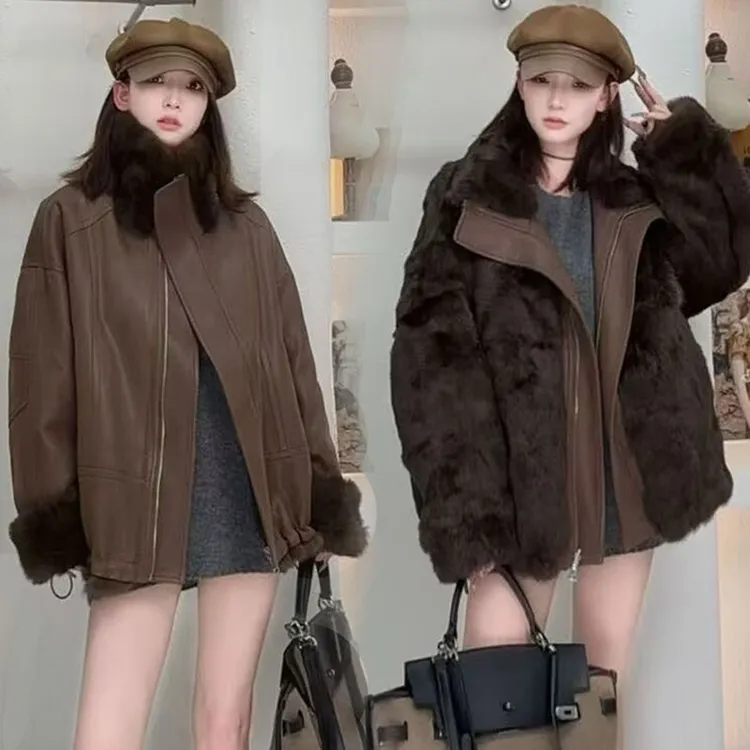 2025美式覆古酷飒风棕色PU加绒加厚短款立领秋冬季女皮衣时尚百搭
