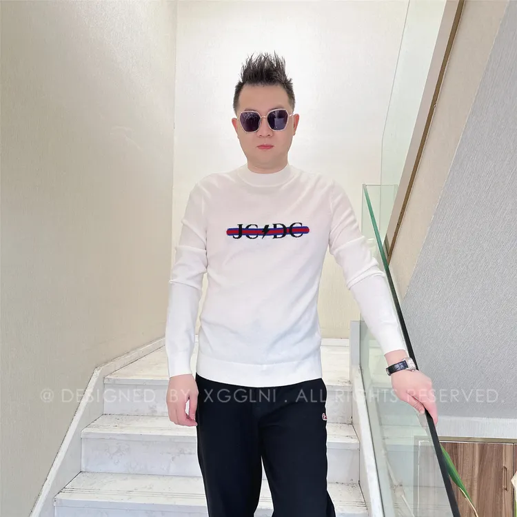 冬季款JCDC红蓝条纹穿过字母毛衣高端奢侈品保暖男士长袖羊毛衫