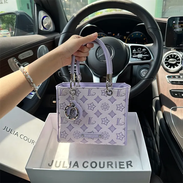 Julia Courier女包小众压纹戴妃包包2025新款通勤单肩斜挎小方包