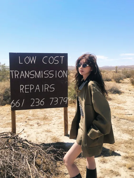 婉君【洛杉矶时刻】春秋季韩版设计感百搭复古外套 LWJ25B2C1820