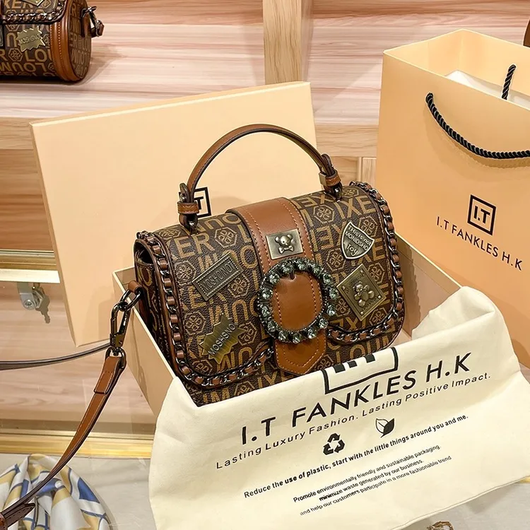 百搭女包包2025新款潮真皮时尚单肩小方包质感简约斜跨手提包小众