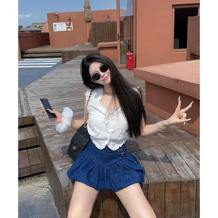 21DEGREES【冰茉莉甜白】白色蕾丝刺绣花边背心蓝色花苞灯笼裙裤