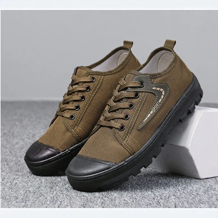 劳保鞋男工地作业防滑耐磨钢头防砸防臭透气防水轻便舒适工作鞋