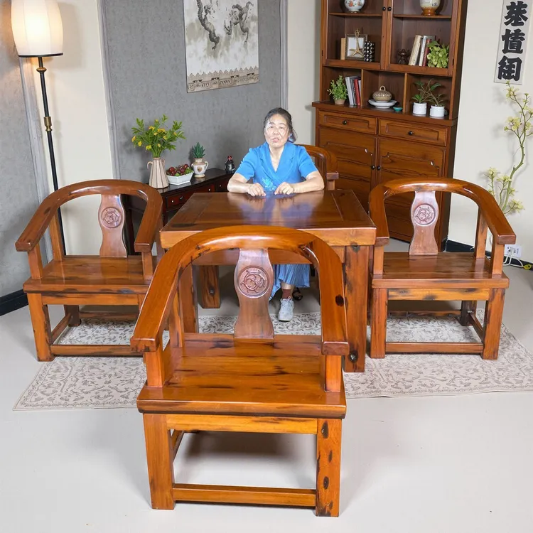 老船木餐桌新中式坤甸木桌子实木家具高级感四方形八仙桌工厂直销