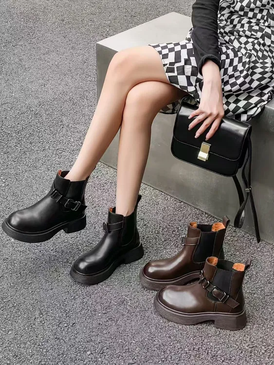【华小姐】秋冬季新款时尚潮流圆头粗跟加棉百搭小短靴718-1
